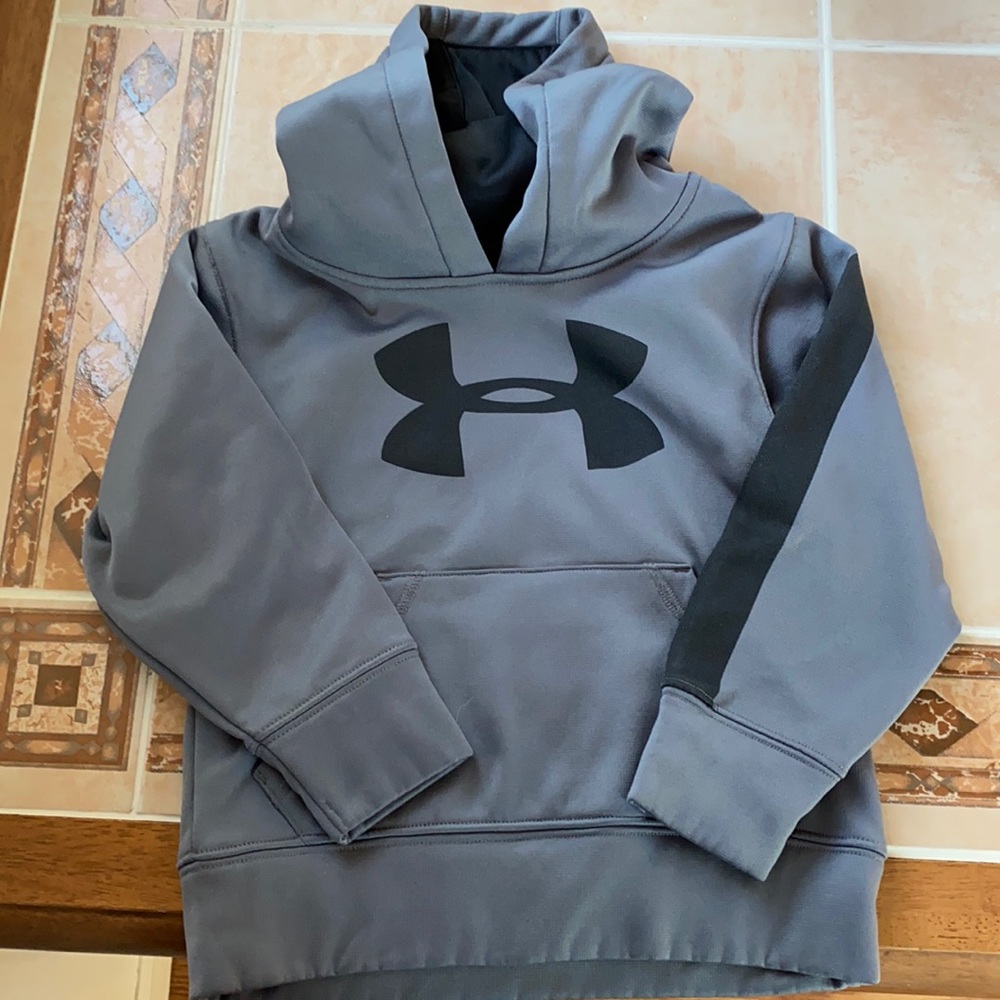 Boys under armor sweatshirt